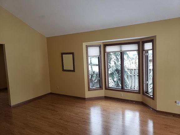 Living Room side window