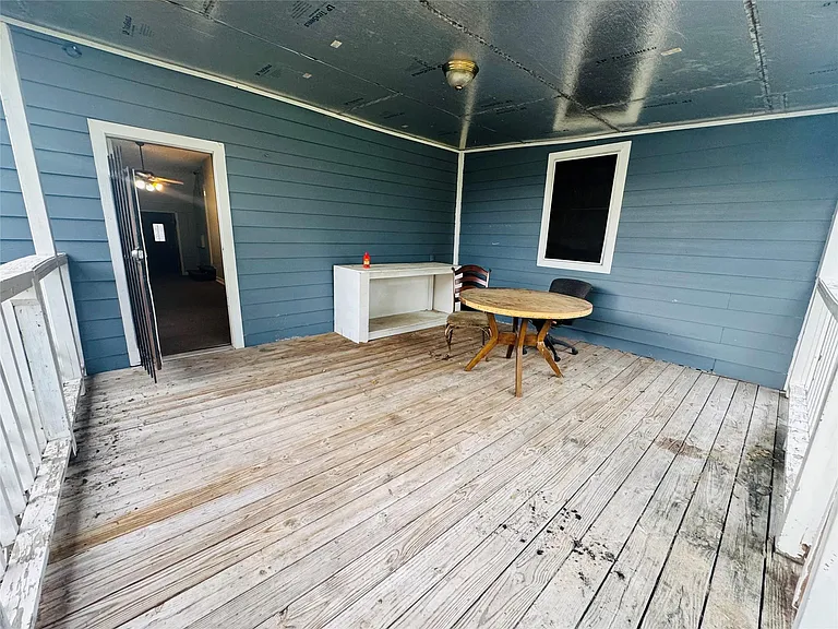 2308 Bennington St — Photo 22
