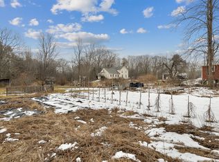 19 Pleasant Hill Rd, Freeport, ME 04032