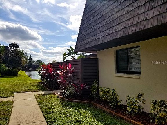 2nd image of 15429 W Pond Woods Dr