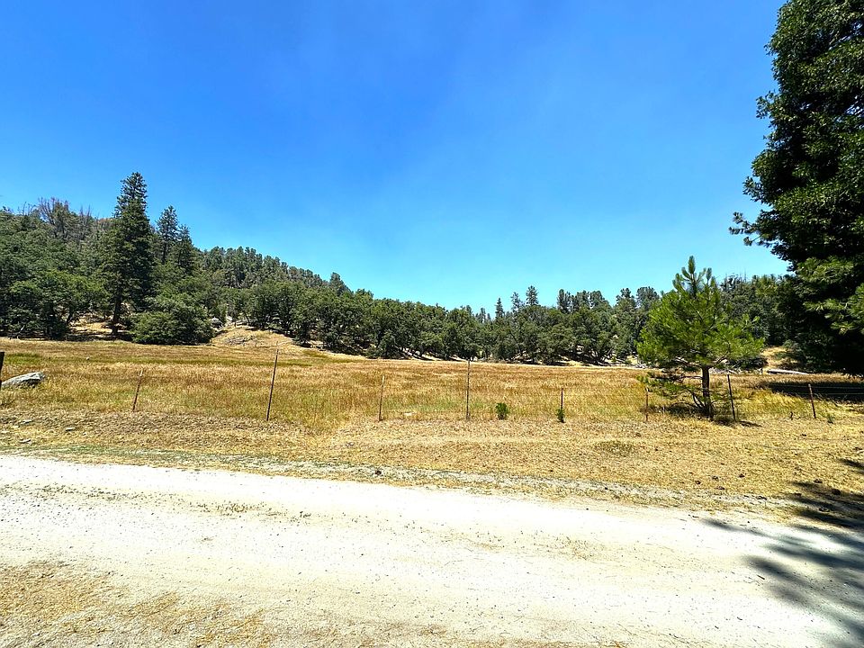 16th image of 18 White River Road