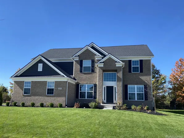 22886 Martin Rd, Lyon Township, MI 48178
