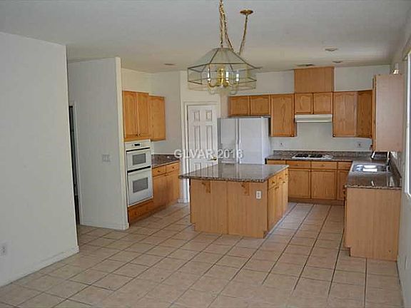 4th image of 8899 Sanibel Shore Ave