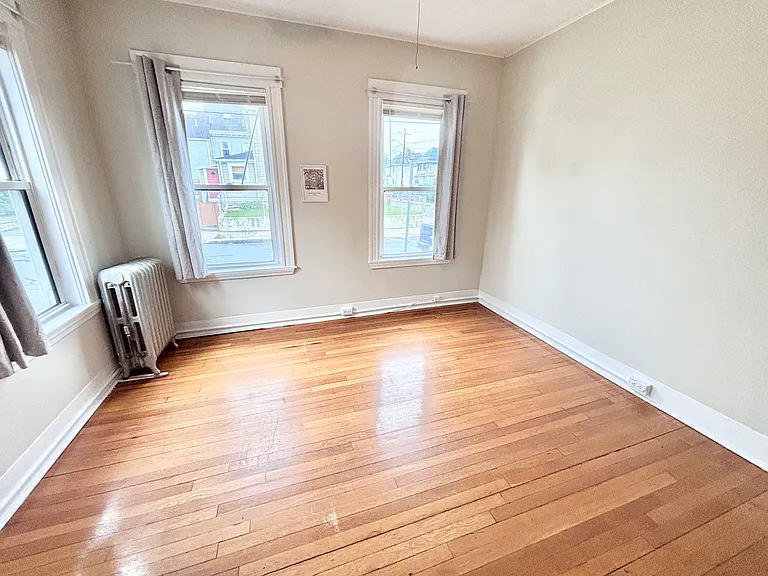 121 Winthrop St #1 — Photo 10