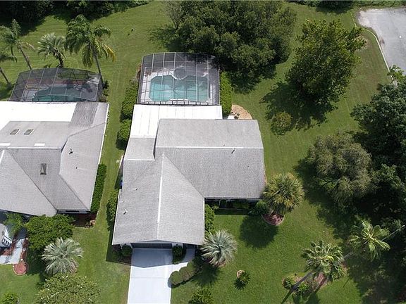 2nd image of 11821 Sandy Hill Dr