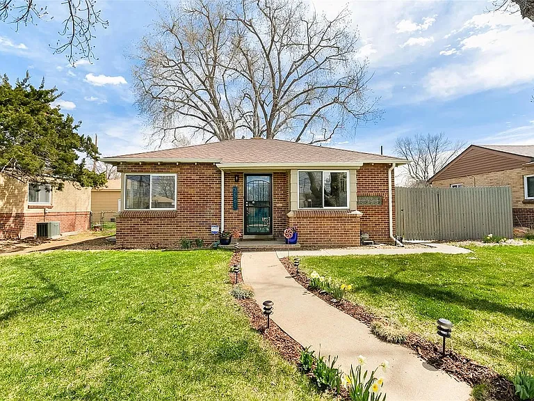 3564 Magnolia St — Photo 22