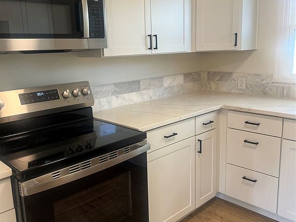 4th image of 1011 S 14th St