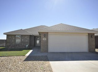 709 Almond Tree Ln, Clovis, NM 88101