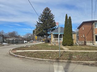 468 Glen Park Ave, Toronto, ON M6B 2E7