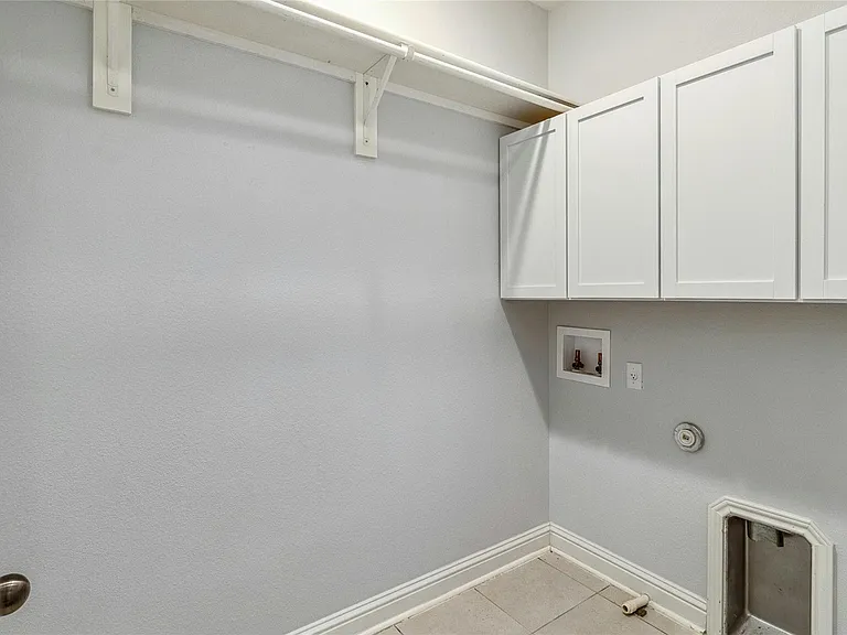 11813 Quintana Cv — Photo 21