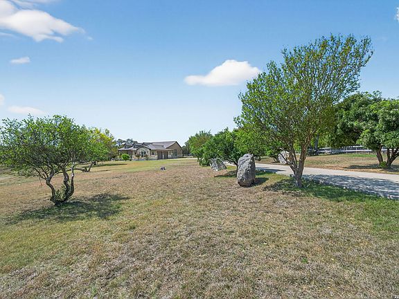 2nd image of 629 Windmill Ranch