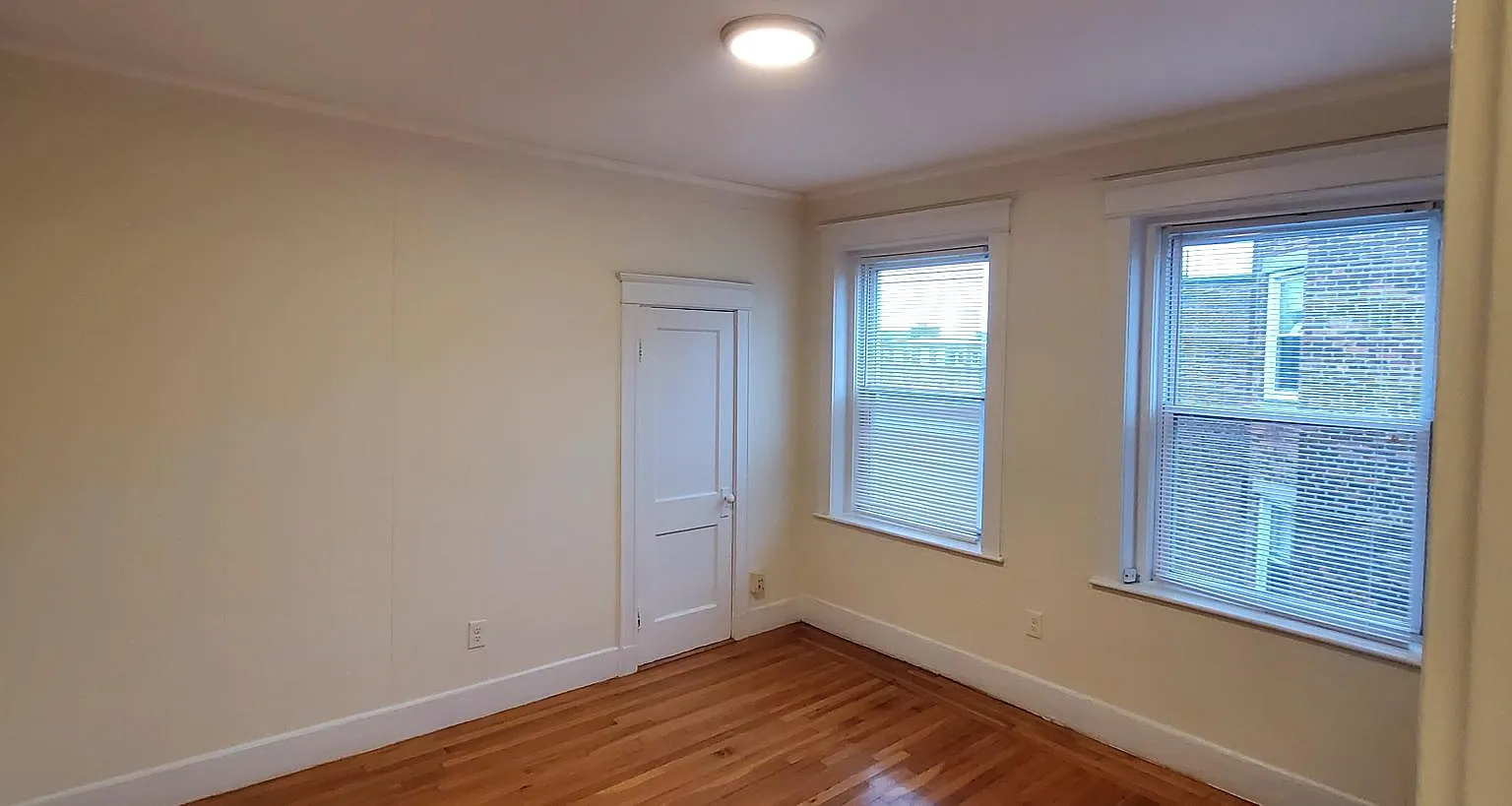 91 Kilmarnock St. — Photo 2
