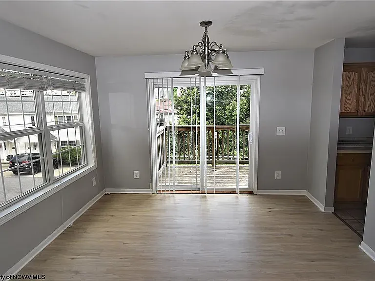 869 Tremont St — Photo 10