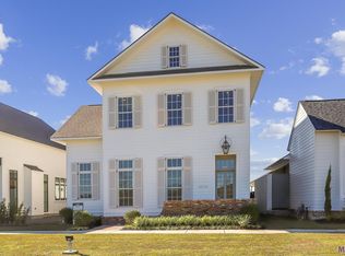 13745 Golden Holly Ln, Baton Rouge, LA 70810