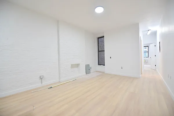 Rented by Nolita Group | media 10