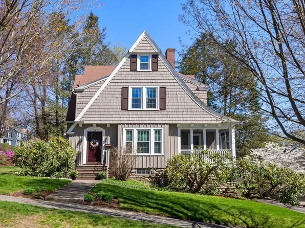 24 Roseland Rd, Worcester, MA 01609