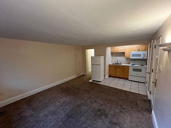 3rd image of 116-120 Central Sq #120-B