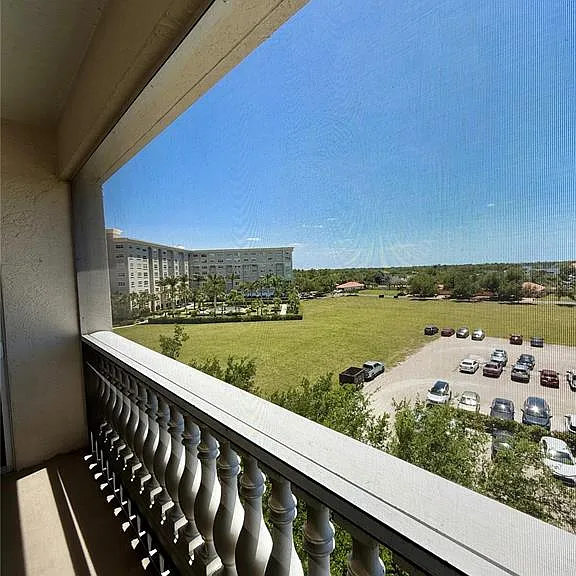 3730 Cadbury Cir #528 — Photo 31