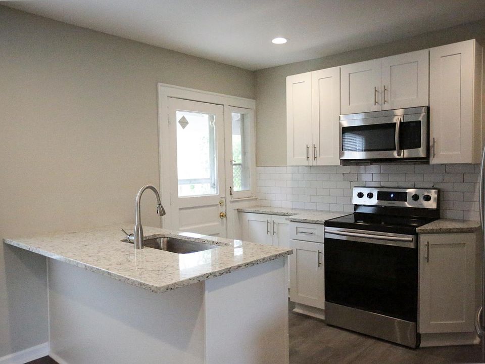 1st image of 1691 King Ave