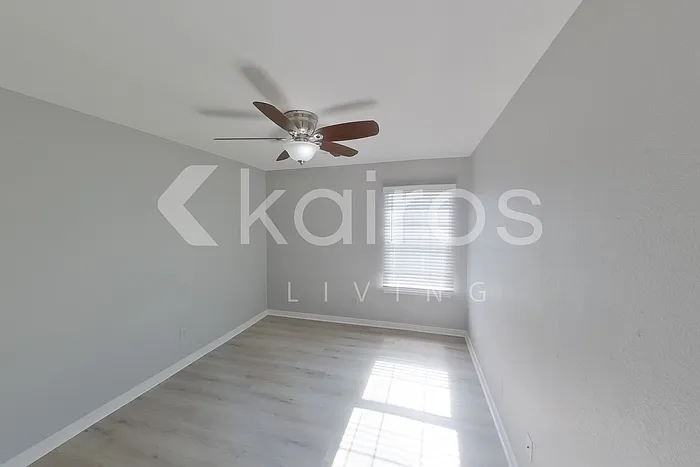 4506 S Roberts St — Photo 18