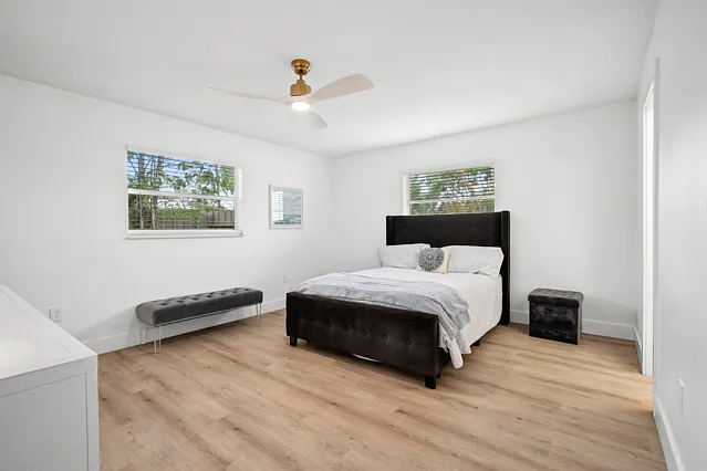 4729 SE Bayshore Ter — Photo 16