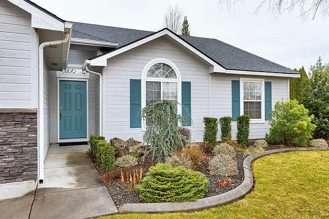 3 bed, 1264 sqft, $2,900 — Photo 2