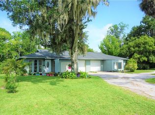 615 N Sinclair Ave, Tavares, FL 32778