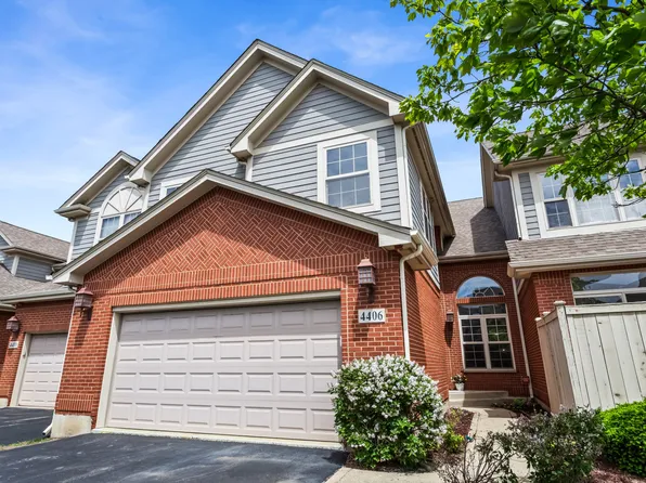 4406 Lainie Cir, Glenview, IL 60026