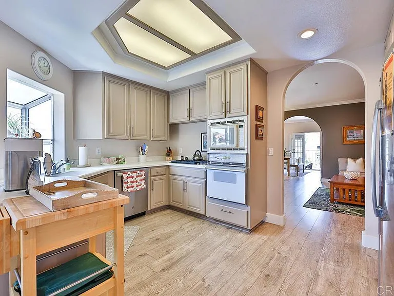 229 Orange Ave #3 — Photo 24