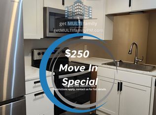 1903 N Spg APT 102, Mesa, AZ 85203