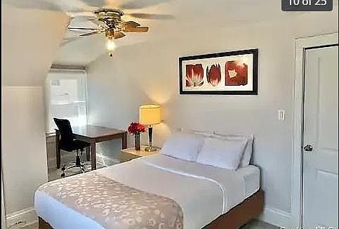 4th image of 2911 Lexington Ave #A
