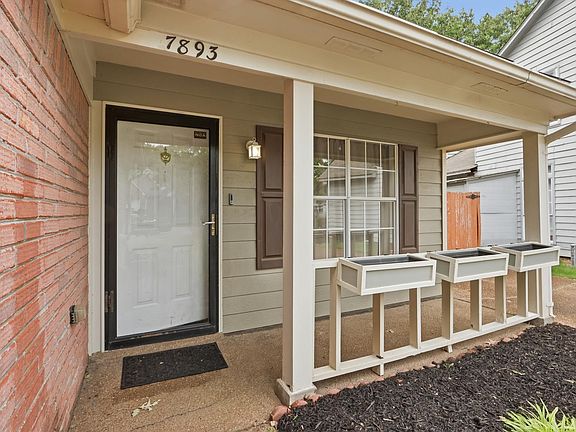 5th image of 7893 Bentwood Cir