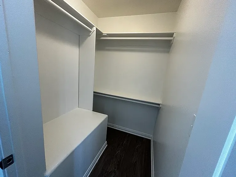 14359 Haynes St #5 — Photo 13