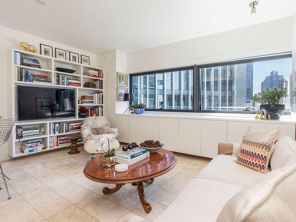 1st image of 838 W Hastings St #1906