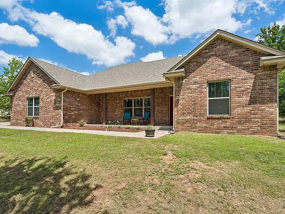 3rd image of 17252 Meadow Lake Cir