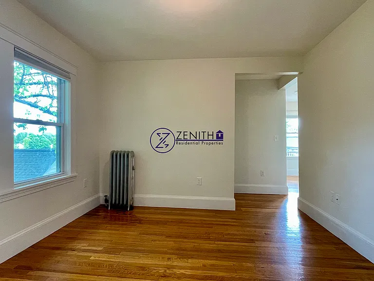 17 Ogden St #2 — Photo 7