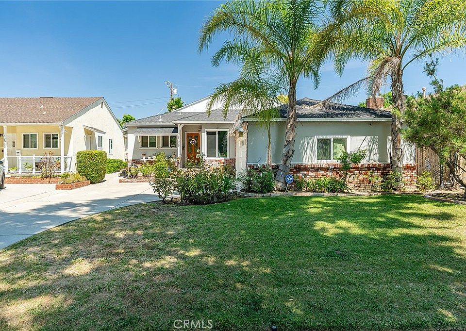 7026 Matilija Ave, Van Nuys, CA 91405 | Zillow