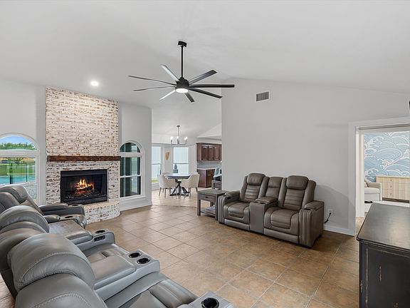 5th image of 9346 Homestead Ln