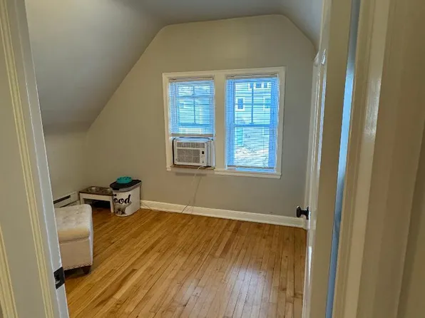 610 17th Ave NE, Minneapolis, MN 55413