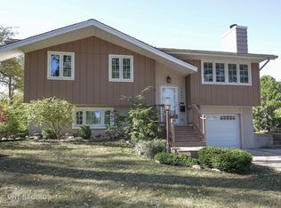 1627 Kingston Ln, Schaumburg, IL 60193