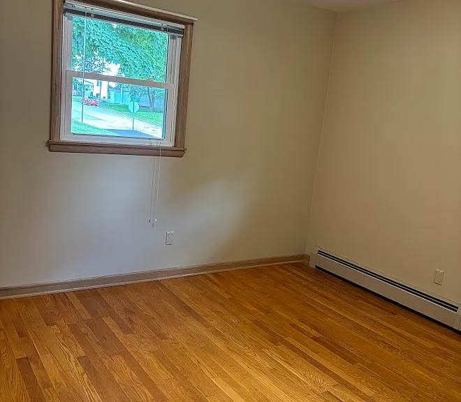 108 Gilman St — Photo 2