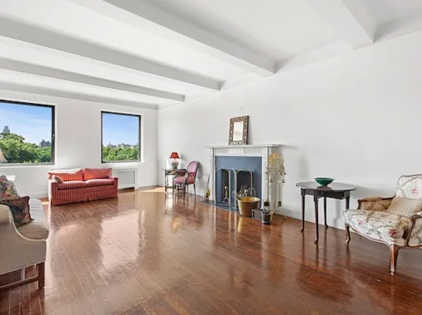1158 Fifth Avenue image 1 of 19