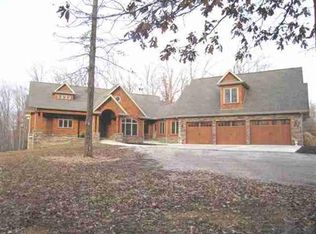 174 Fairview Dr, Flippin, AR 72634