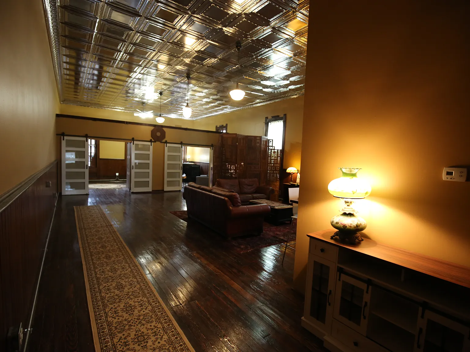 3 bed, 3000 sqft, $3,000 — Photo 2