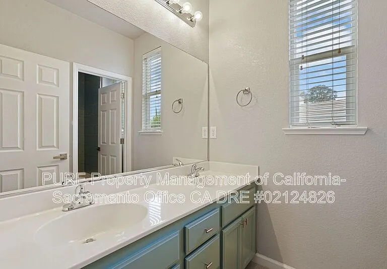4909 Concordia Dr — Photo 38