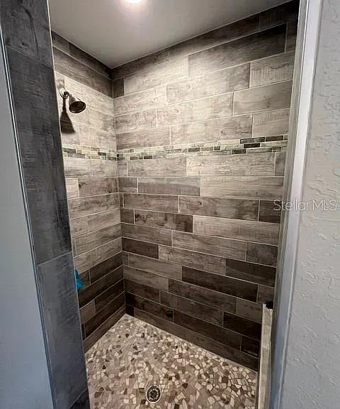 203 Baytree Dr — Photo 8