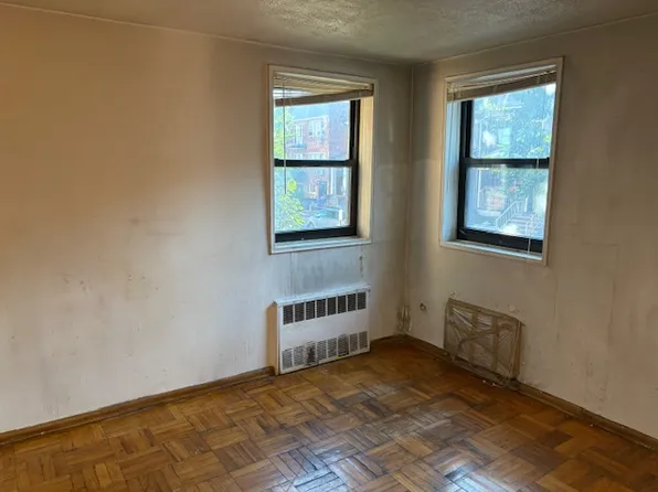 515 East 7th Street image 10 of 11