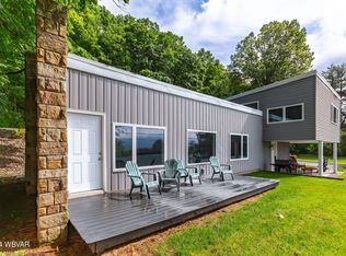 210 Upland Rd, Williamsport, PA 17701