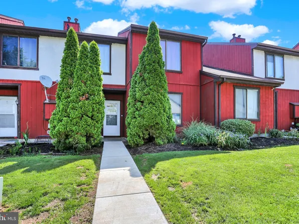 28-1 Wister Way, Reading, PA 19606