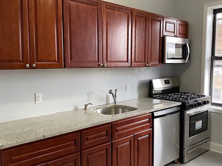458-Abbington Apartments, LLC — Photo 15